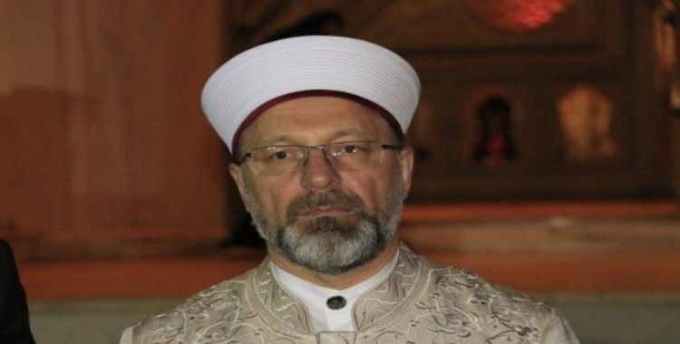 Diyanet İşleri Başkanı Erbaş: “İkinci duyuruya kadar umre talepleri alınmayacak”