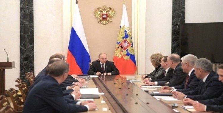 Putin, güvenlik konseyini acil topladı
