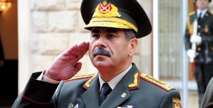 Azerbaycan Savunma Bakanı Hasanov'dan Türkiye'ye taziye mesajı