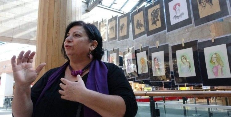 Türkiye'de 11 yılda cinayete kurban giden 3 bin 150 kadının portresini çizdi