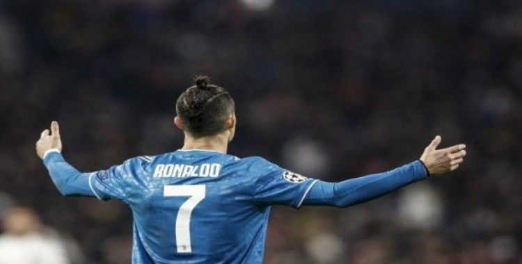 Ronaldo İtalya'ya dönmüyor