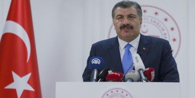 Sağlık Bakanı Koca: Umreden dönen bir vatandaşın koronavirüs testi pozitif çıktı