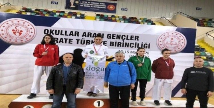 Fatma Uygur Türkiye birincisi oldu
