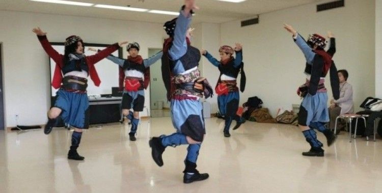 Japonya vatandaşı Taito’dan halk oyunu sürprizi