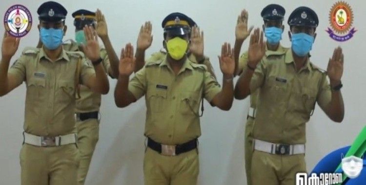 Hint polisinden korona virüsüne karşı el yıkama dansı