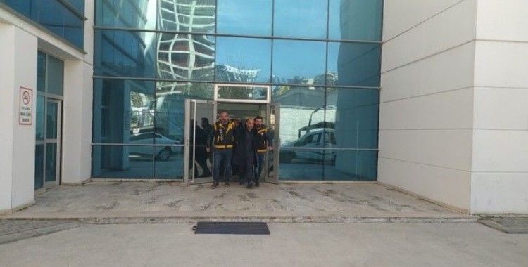 Bursa'da acilin kapısına bırakılan şahsın katilleri kıskıvrak yakalandı