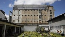 Kolombiya'da cezaevinde koronavirüs isyanı: 23 mahkum öldü