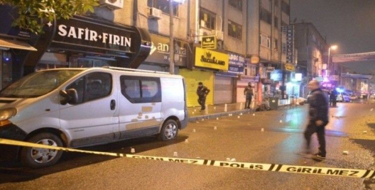 Kâğıthane’de bir iş yerine silahlı saldırı: 3 kişi yaralandı
