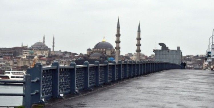 İstanbul'da sokaklar boş kaldı