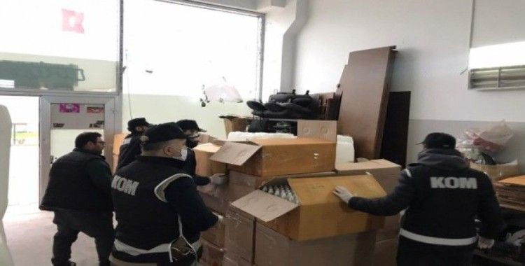 Bursa'da kaçak maske ve dezenfektan operasyonu: 5 gözaltı