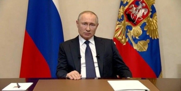 Rusya'da ücretli izin süresi 30 Nisan'a kadar uzatıldı