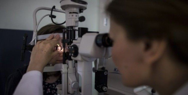 'Koronavirüs gözlerde konjonktivit yaparak bulaşabilir' uyarısı