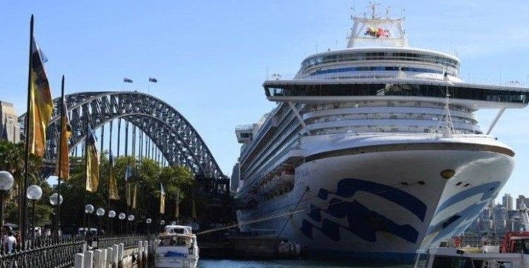 Avustralya’da korona salgınını yaydığı düşünülen gemiyle ilgili soruşturma başlatıldı