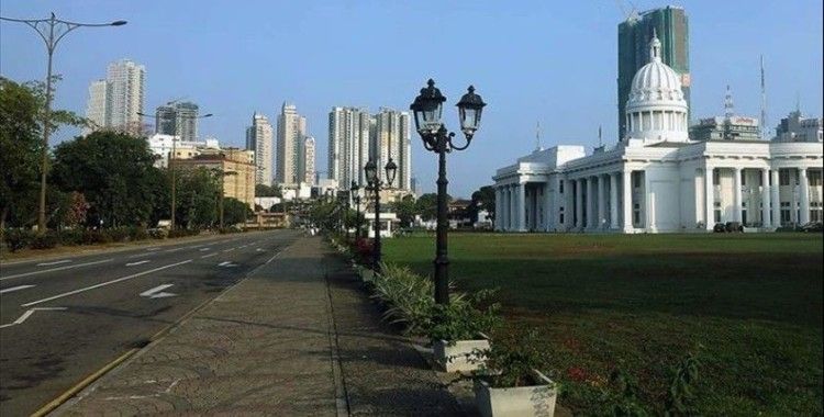 Sri Lanka'da Kovid-19 nedeniyle sokağa çıkma yasağı 2 hafta uzatıldı