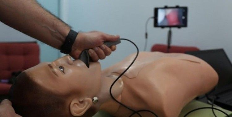 Sağlık çalışanlarını korumak için 'video laringoskop' cihazı geliştirildi