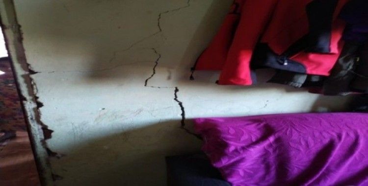 Ordu'da 4.0 deprem bilançosu: 1'i ağır 11 konut hasarlı