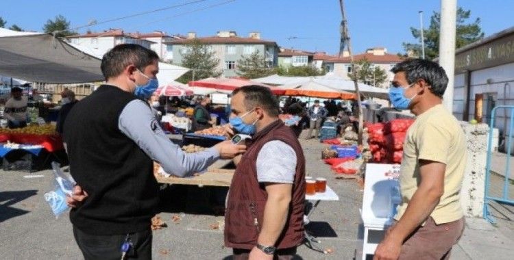 Halk pazarlarında Covid-19 tedbirleri devam ediyor