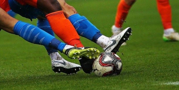 İtalya Futbol Federasyonu Başkanı Gravina: 'Liglere mayısta devam edilmesini umuyorum'