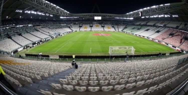 İtalya'da ilk plan futbola kupa ile başlamak