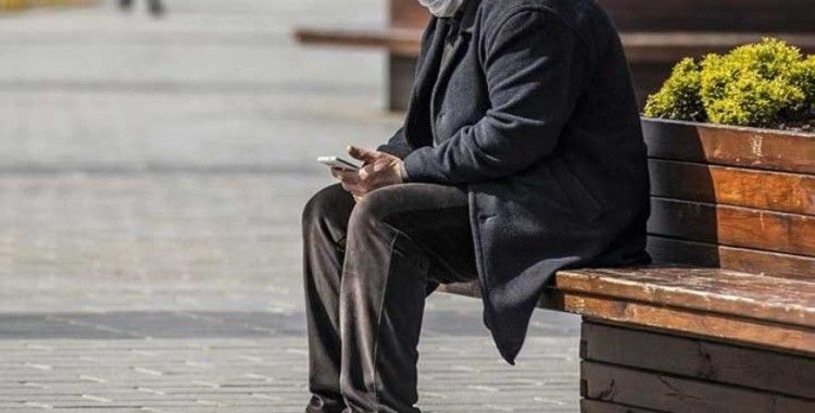 65 yaş üstüne hafta sonu sokağa çıkma izni geliyor