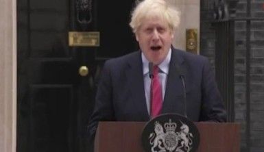 İngiltere Başbakanı Johnson göreve döndü