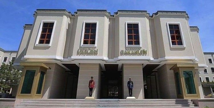 İçişleri Bakanlığı berber güzellik salonu ve kuaförlerle ilgili yeni bir genelge gönderdi