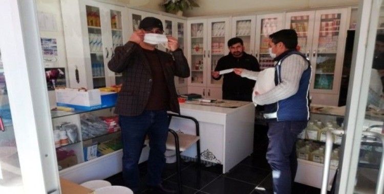 Adilcevaz Belediyesinden vatandaşlara maske desteği