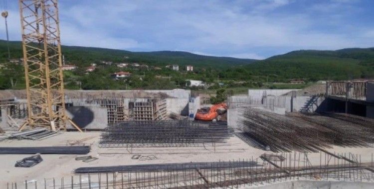 Yeni Cide Devlet Hastanesi inşaatında çalışmalar sürüyor