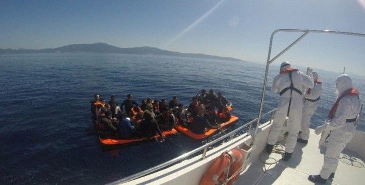 Yunan Sahil Güvenlik güçlerinin ölüme terk ettiği 30 sığınmacı kurtarıldı