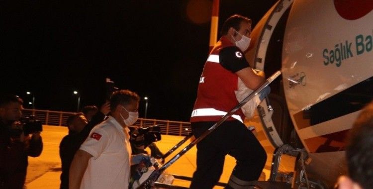 Ambulans Uçak Kübra bebek için Ağrı'dan Ankara'ya havalandı