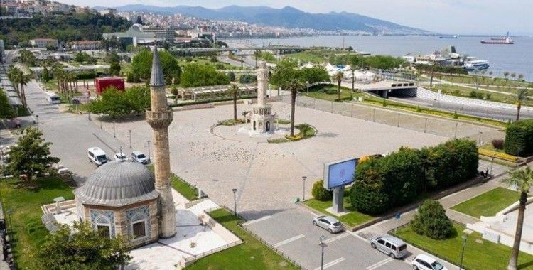 İzmir'de merkezi ezan sistemi uygulamasına geçici bir süreyle son verildi
