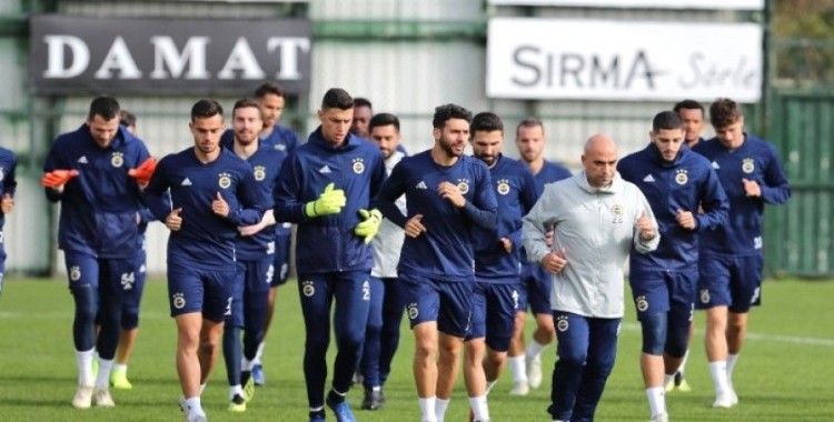 Fenerbahçe'de hazırlıklar sürüyor