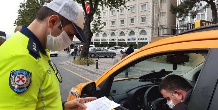 İstanbul'da toplu taşıma araçları ve ticari taksilere koronavirüs denetimi