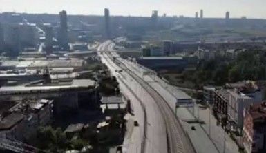 İstanbul'da kısıtlamayla birlikte Ramazan Bayramı'nda yollar boş kaldı