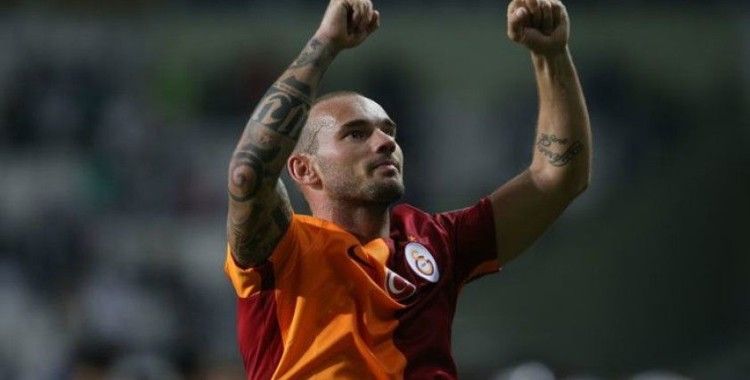 Sneijder Galatasaray yolunda !