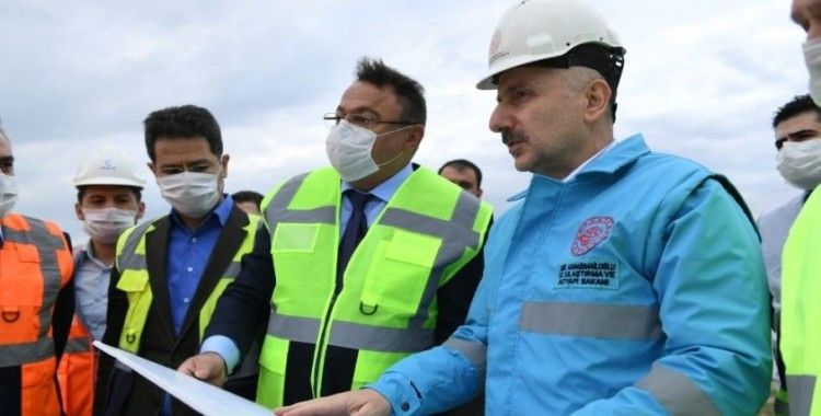  "Ankara-Sivas YHT hattını 2020 yılı içerisinde hizmete almayı planlıyoruz"