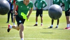 Konyaspor hazırlıklarını sürdürüyor 