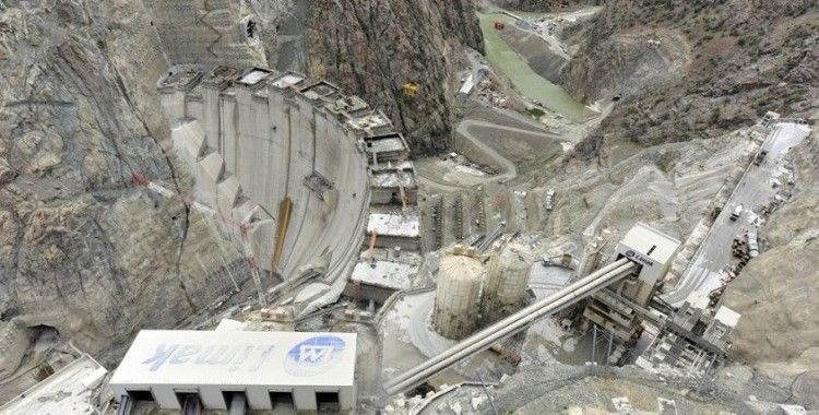 Türkiye’nin en yüksek barajı 205 metreye ulaştı