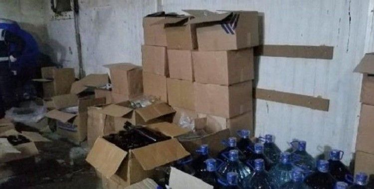 Gaziantep'te bin 500 litre sahte alkol ele geçirildi