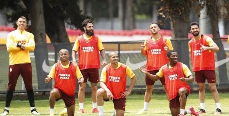 Galatasaray'da Çaykur Rizespor mesaisi sürüyor