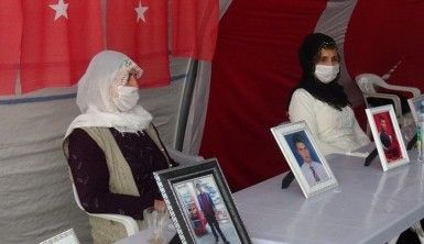 HDP önündeki ailelerin evlat nöbeti 275'inci gününde