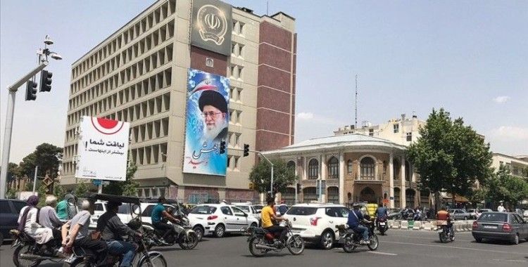 İran'da koronavirüs nedeniyle 8 bin 209 kişi hayatını kaybetti