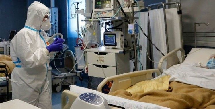 İtalya'da Kovid-19'dan ölenlerin sayısı 34 bin 405'e yükseldi