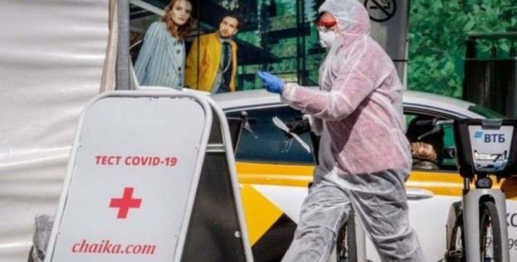 Rusya'da 500'e yakın sağlık çalışanı Covid-19'dan hayatını kaybetti