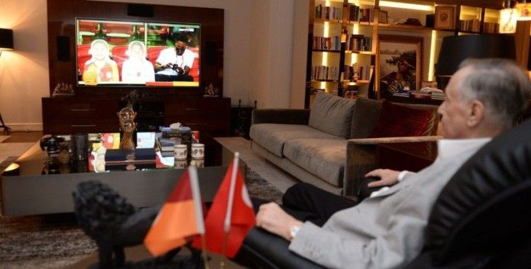 Başkan Mustafa Cengiz maçı evinden takip etti