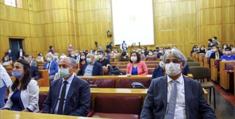 HDP'li bir milletvekilinin koronavirüs testi pozitif çıktı