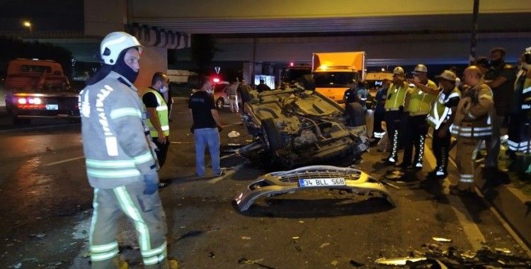 Vatan Caddesi'nde feci trafik kazası: 1'i ağır 3 yaralı