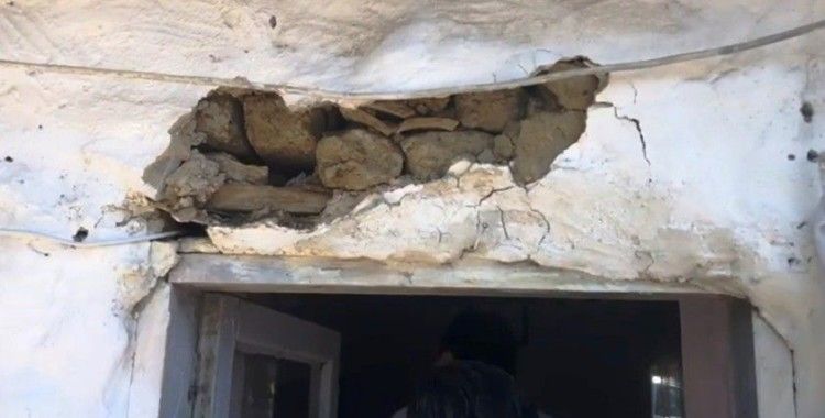 Manisa'daki depremin hasarları ortaya çıkmaya başladı