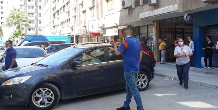 Korkutan deprem İzmir'de de hissedildi