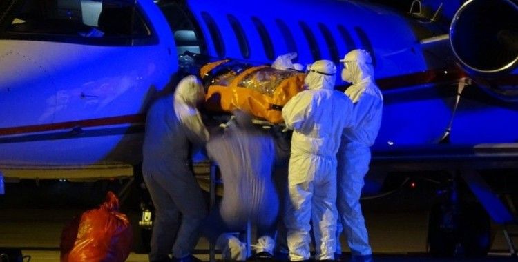 Rusya'da koronavirüs bulaşan 2 Türk, özel uçakla Bursa'ya getirildi